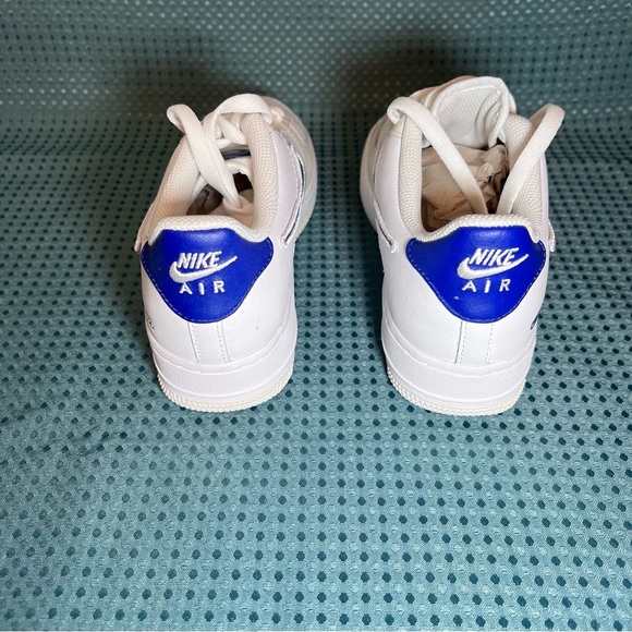 ***NWT*** Nike Air Force 1 LV8 (GS) Red, White & Blue - Picture 4 of 9